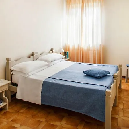 Il Borgo Della Rovere - Ili011004-cya *